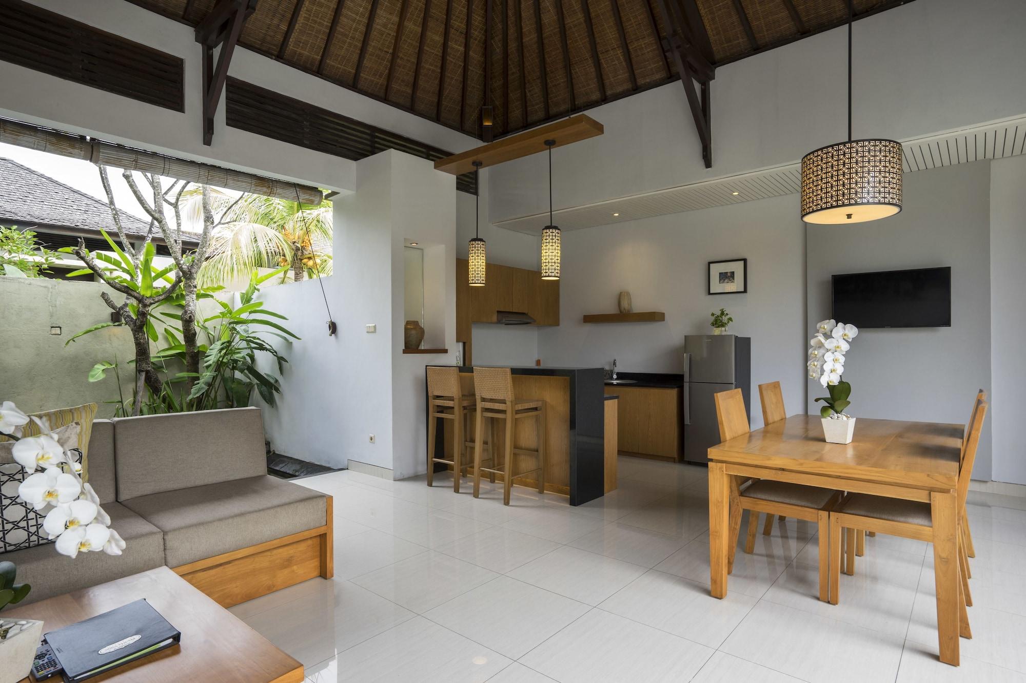 Pradha Villas Seminyak מראה חיצוני תמונה