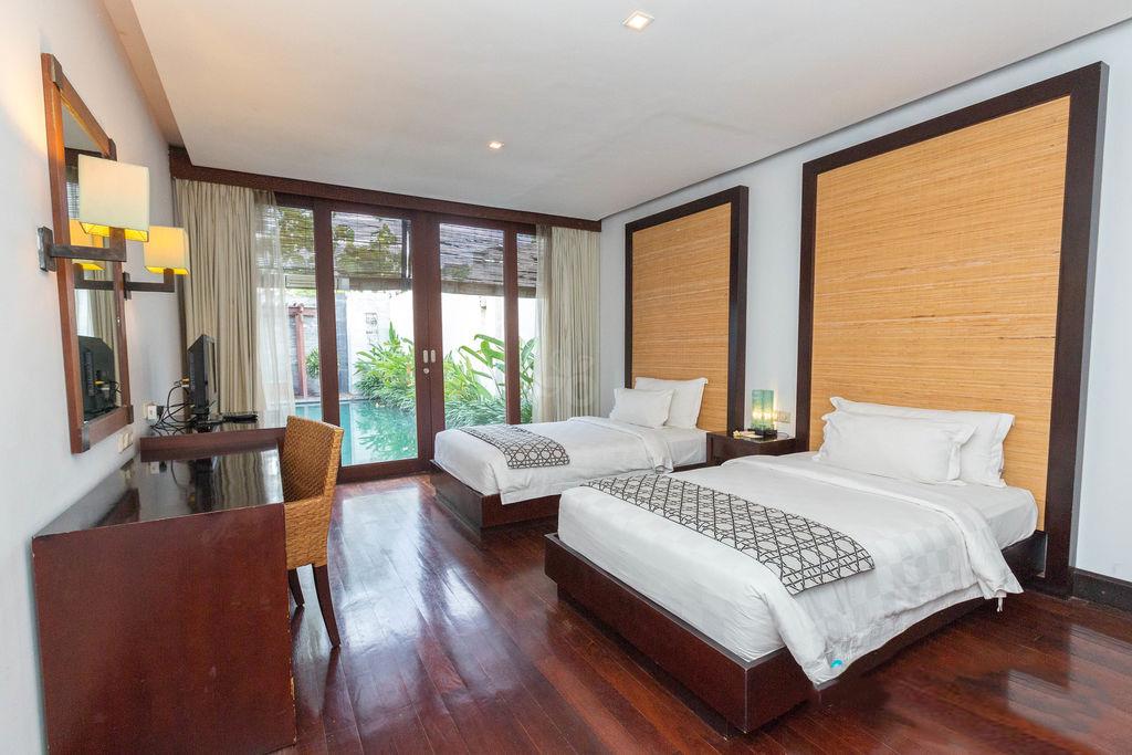 Pradha Villas Seminyak מראה חיצוני תמונה