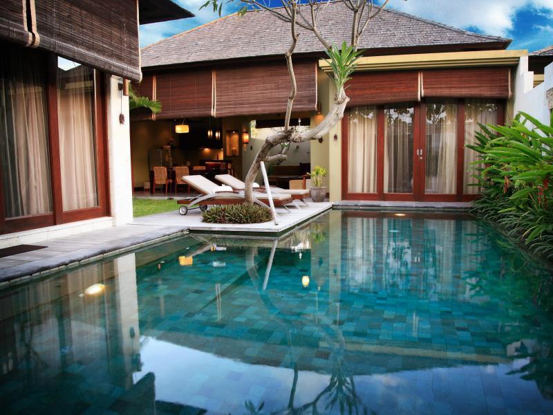 Pradha Villas Seminyak מראה חיצוני תמונה